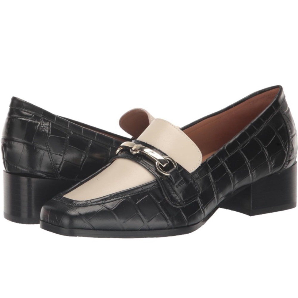 Shoes - Picture 2 of 7